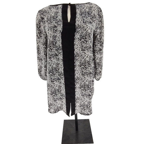 AB Studio Woman's Black White Chiffon Blouse Size M Keyhole Neck Back Slit Hi Lo - Picture 2 of 8